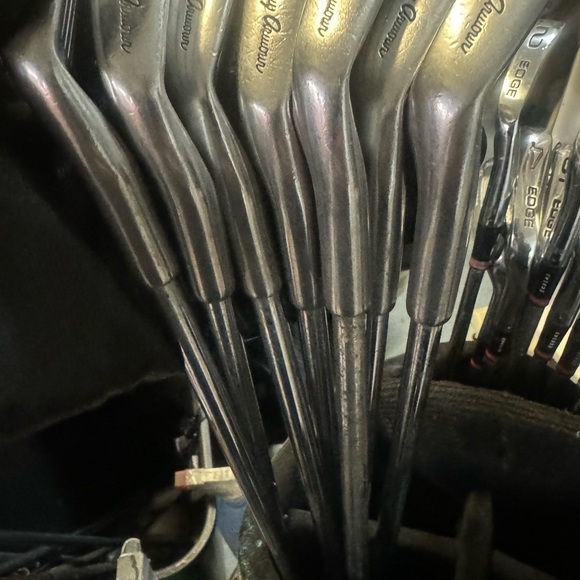 Tommy Armout 845s Silver Scott Iron Set in right handed  3-9 irons - Picture 2 of 10